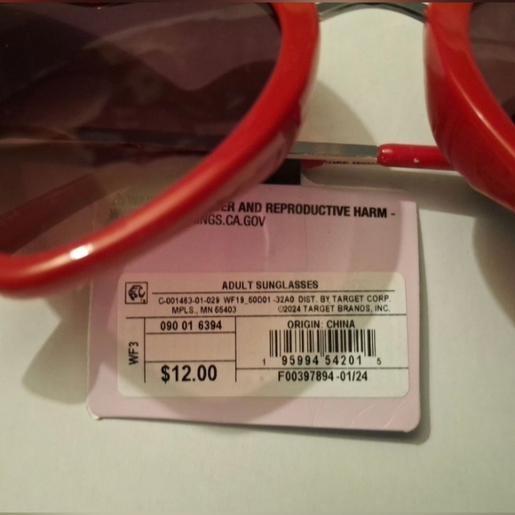 NWT Wild Fable Red Heart-Shaped Sunglasses - Picture 5 of 5